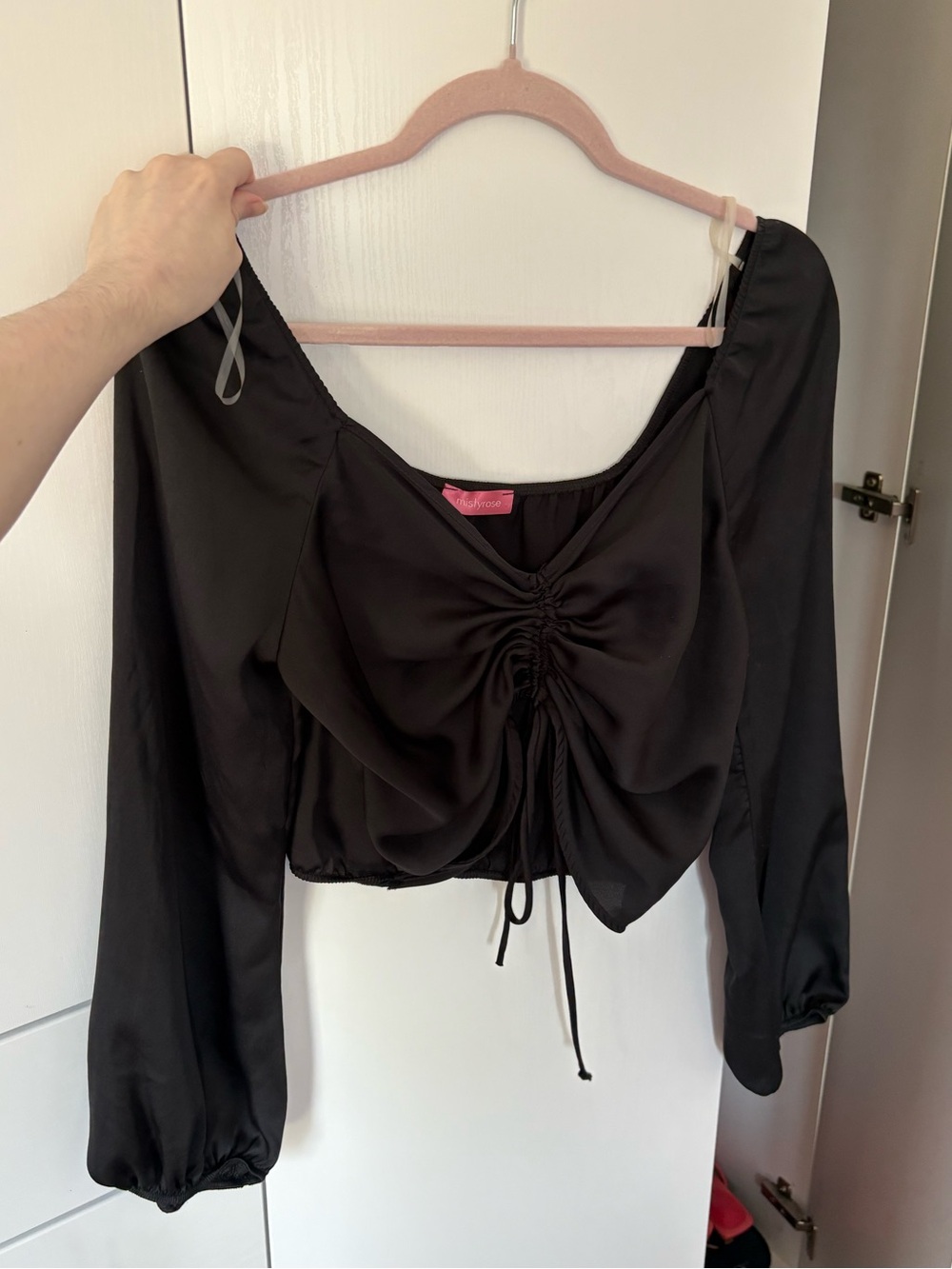 NWOT Honey black Long-Sleeve blouse with self cinching+self tie detail